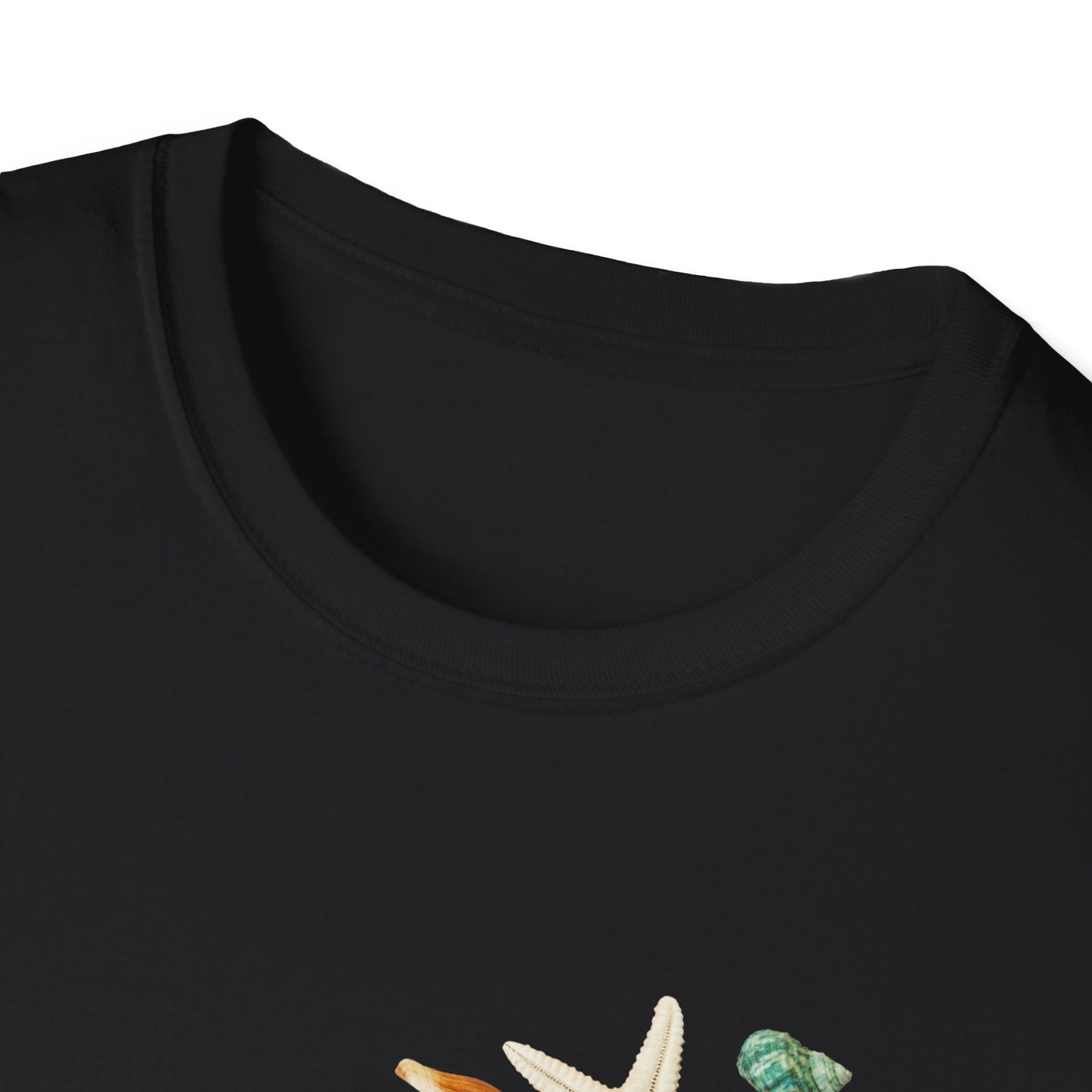Shell Print Unisex T-Shirt | Beach-Themed Casual Summer Tee