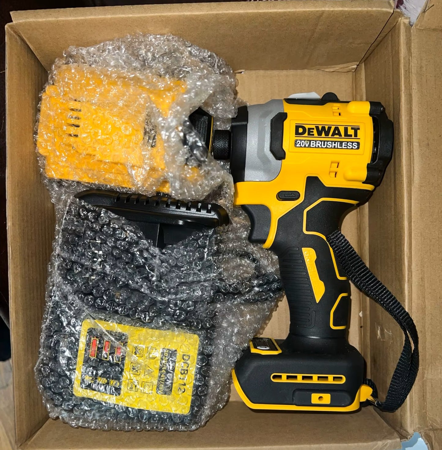 DEWALT DCF850 20V Lithium - Ion Brushless Impact Driver